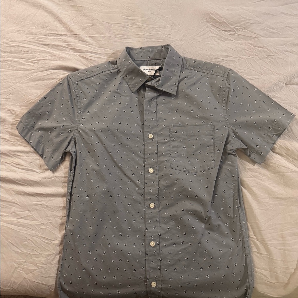 Goodfellow & Co Men's Blue Patterned Button Down Shirt